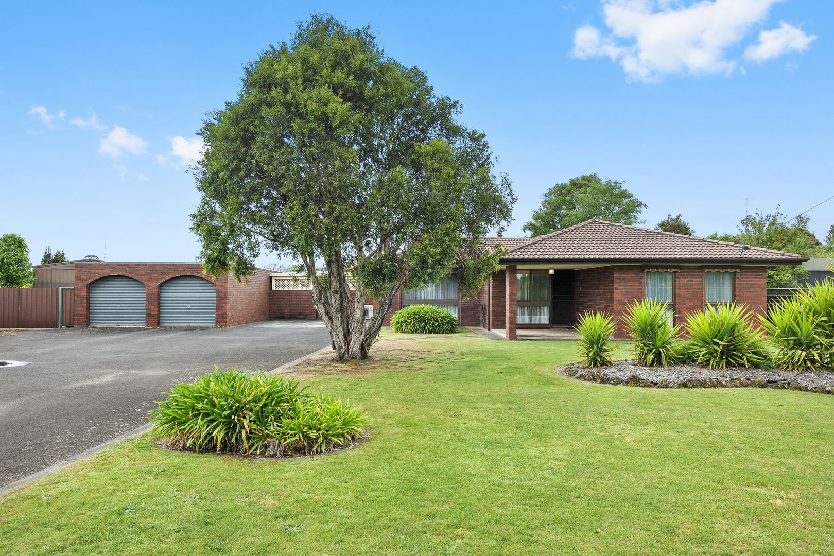 10 Woolway Court, Delacombe VIC 3356