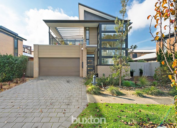 17 Crampton Square, Bonbeach VIC 3196