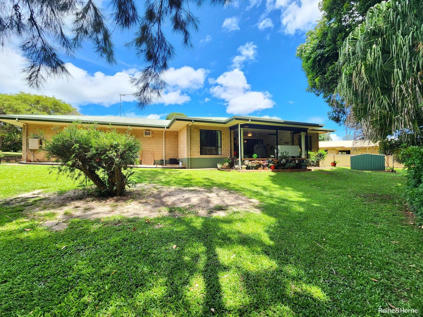 3 bedrooms House in 22 Crisp Close ATHERTON QLD, 4883