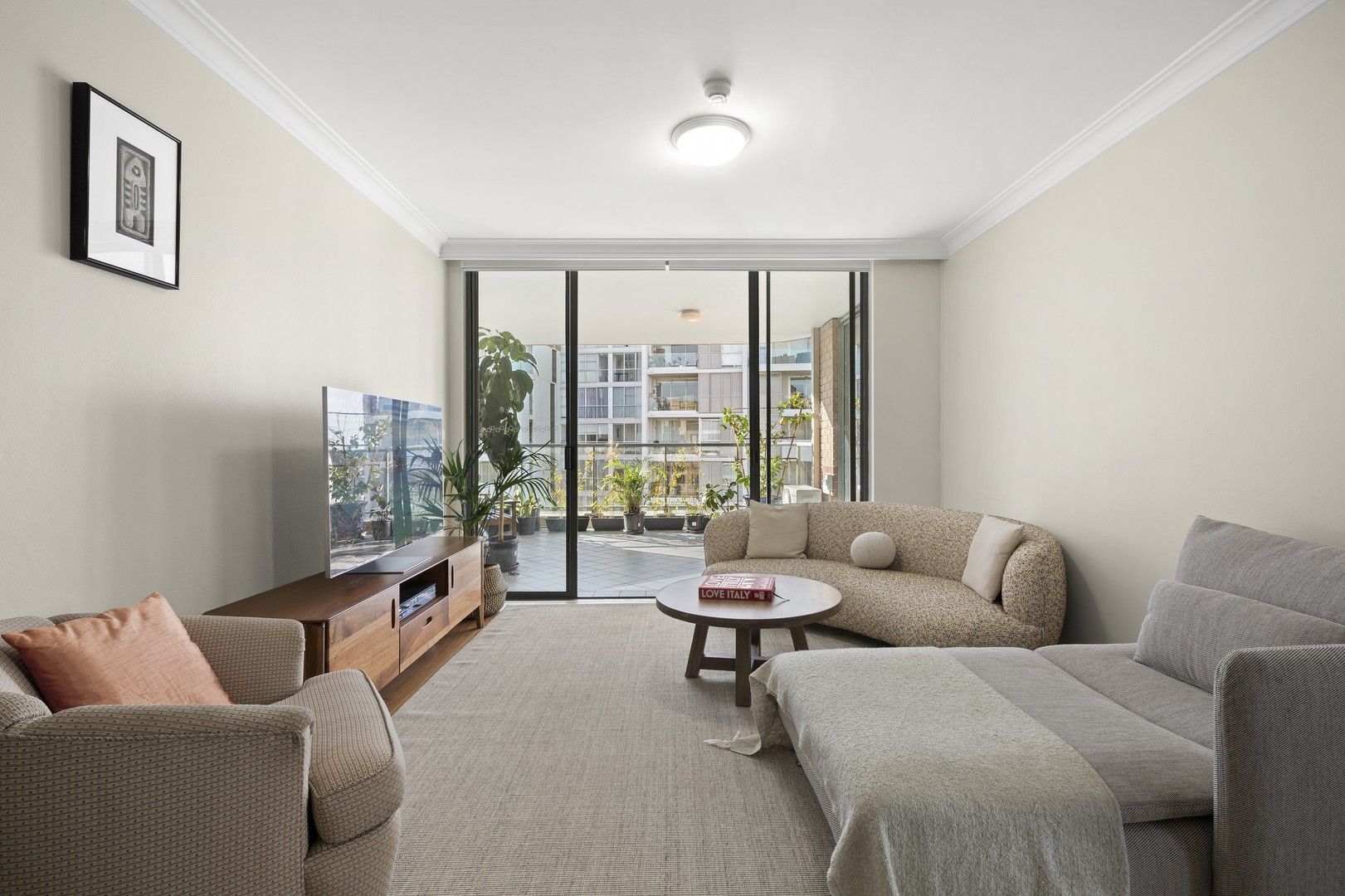 2 bedrooms Apartment / Unit / Flat in 1208/8 Spring Street BONDI JUNCTION NSW, 2022