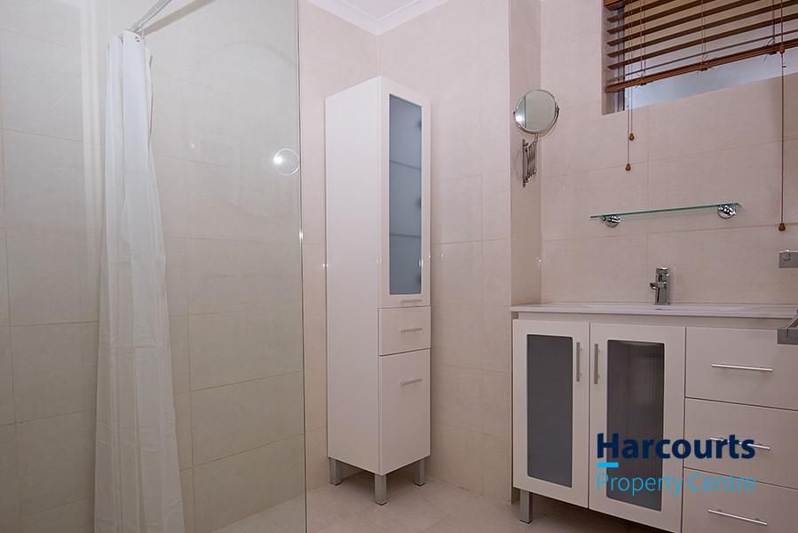 1 bedrooms Apartment / Unit / Flat in 2/77 Chaucer Street MOOROOKA QLD, 4105