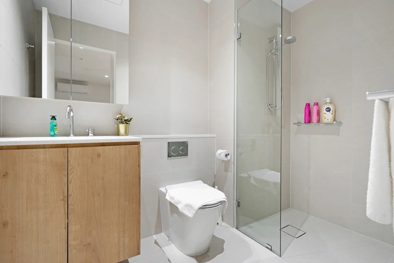 Additional image 8 of 1911/259 Normanby Road, South Melbourne VIC 3205