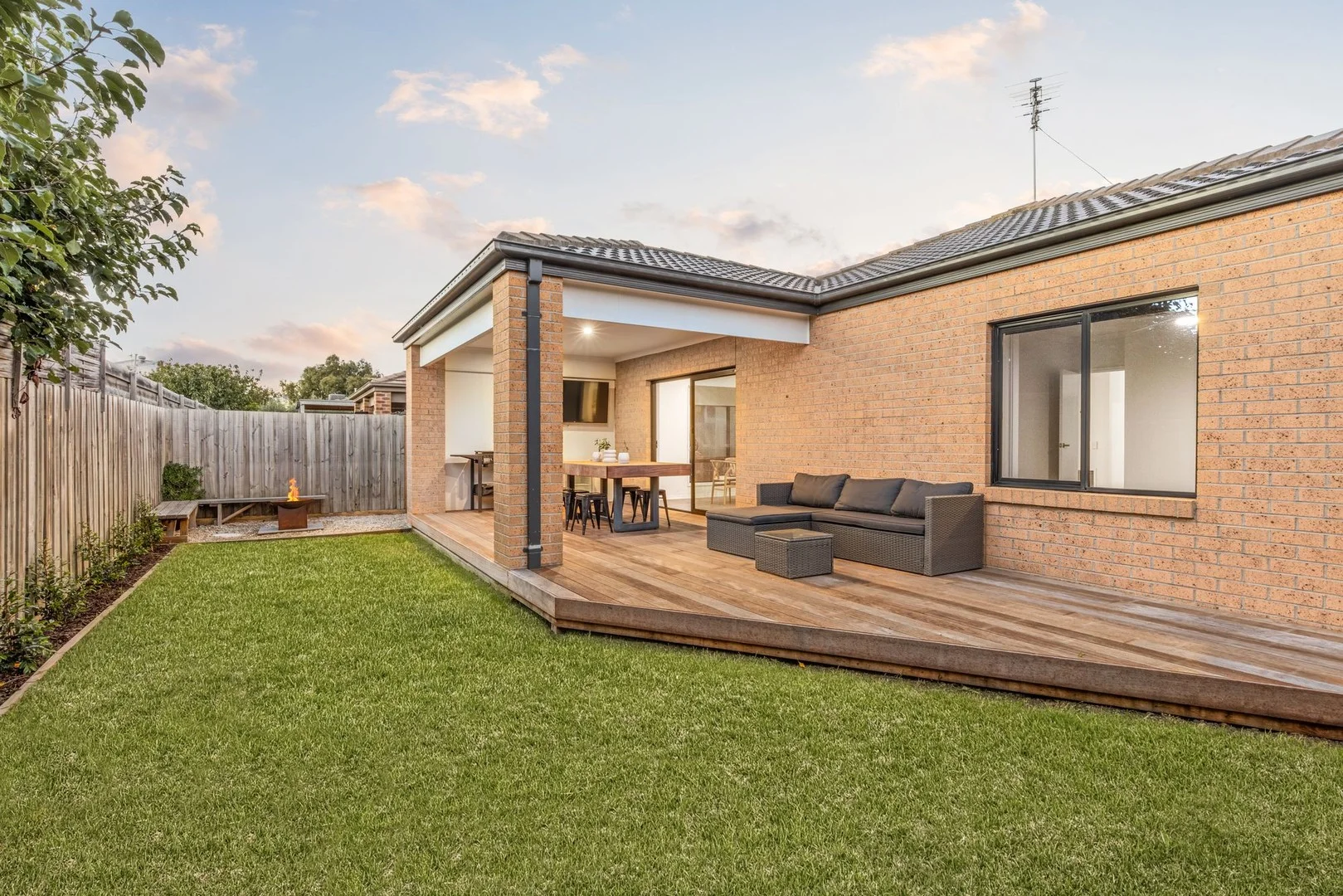 Primary image of 27 Prominence Boulevard, Armstrong Creek VIC 3217