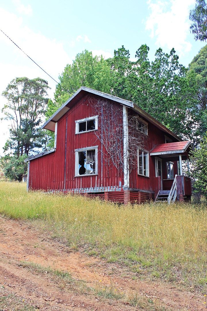 2286 Batlow Road, Laurel Hill NSW 2649, Image 0