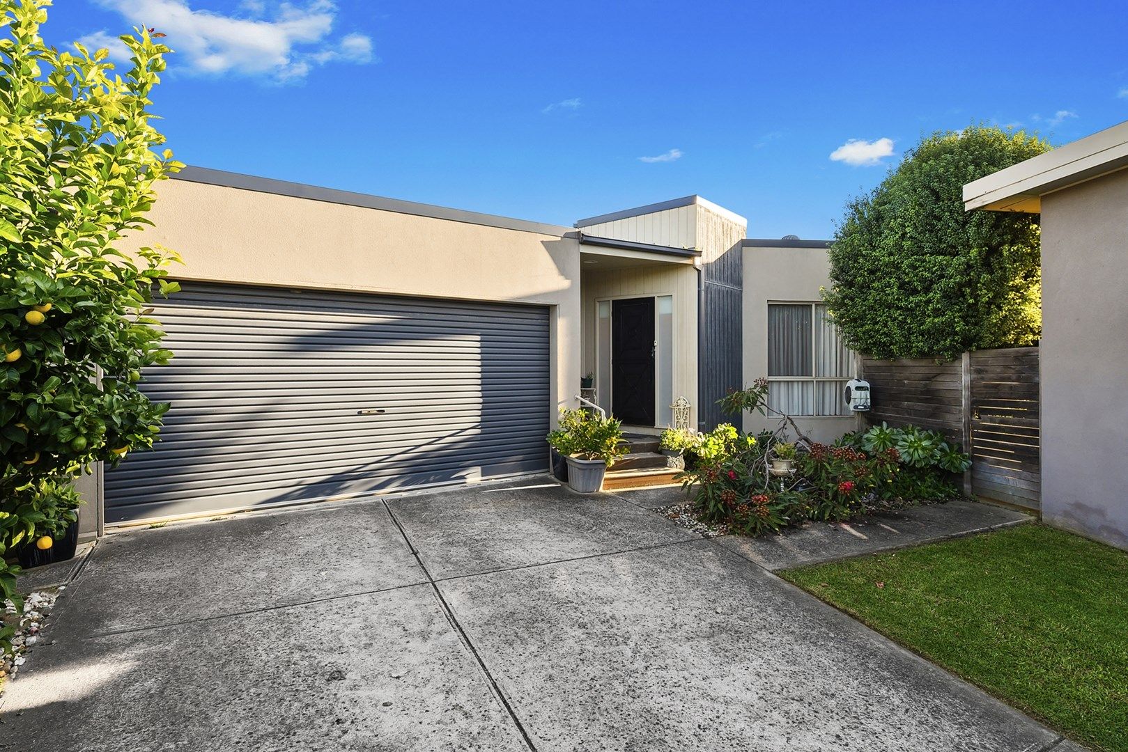 2/2 Gretton Court, Highton VIC 3216, Image 0