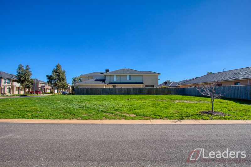 64 Beachview Parade Sanctuary Lakes Vic 3030 Vacant - 