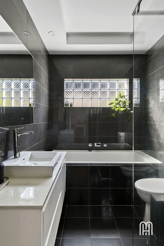 Additional image 19 of 239 Huntriss Road, Doubleview WA 6018