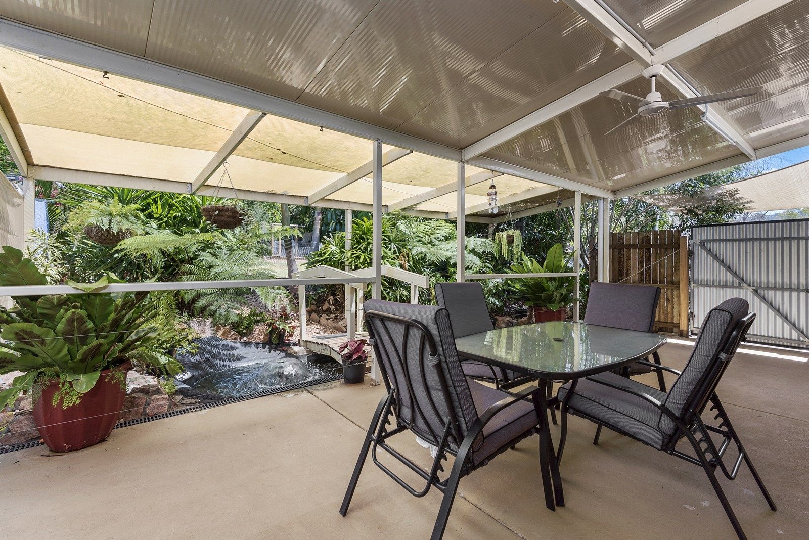 Unit 2, 6 Vista Court, Withcott QLD 4352, Image 2