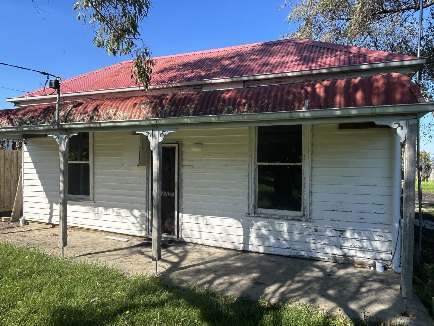 2 bedrooms House in 23 Caledonian Crescent WONTHAGGI VIC, 3995