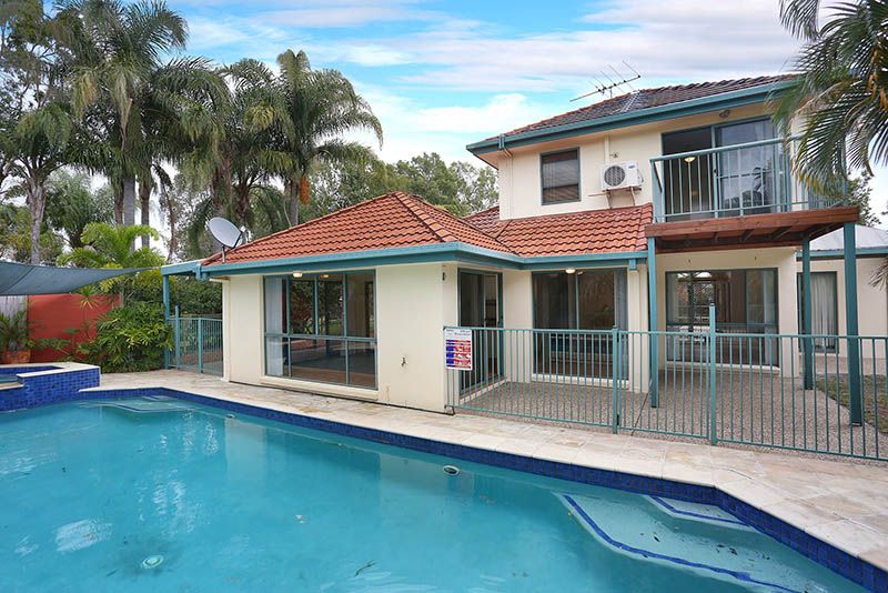 24 Schooner Court, Banksia Beach QLD 4507, Image 2