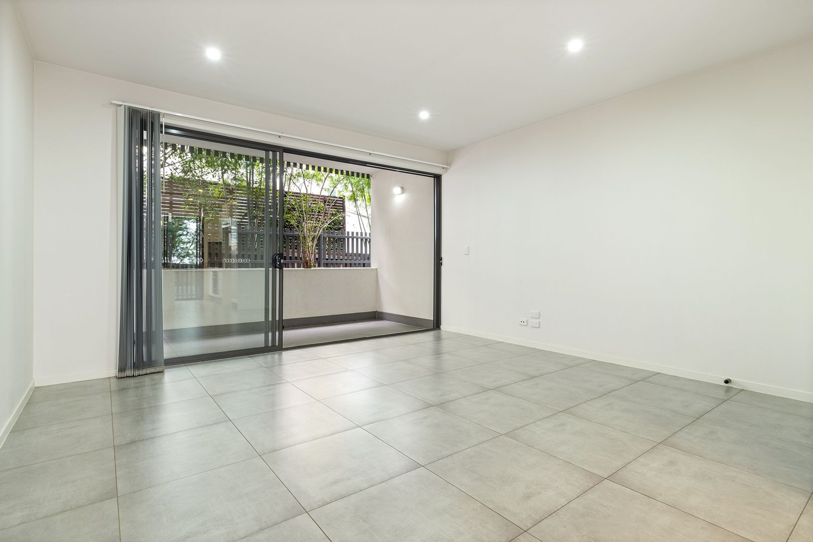 4/15 Lytton Road, Bulimba QLD 4171, Image 2