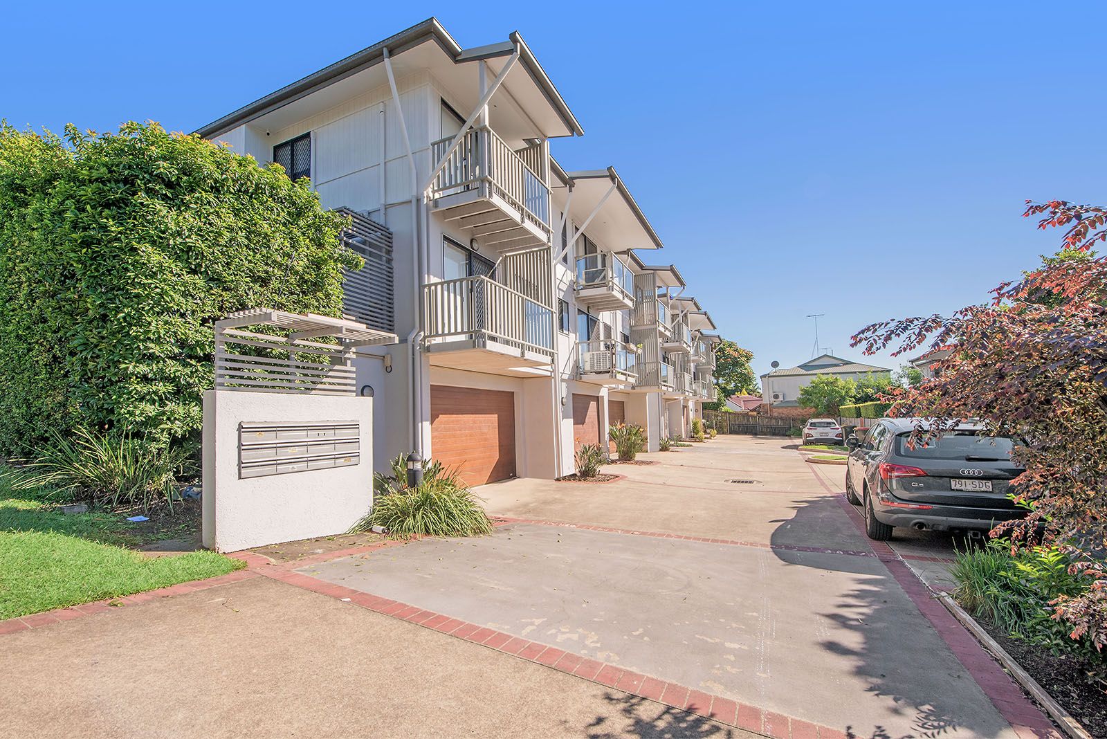 3 bedrooms Townhouse in 3/48 Wickham Street MORNINGSIDE QLD, 4170