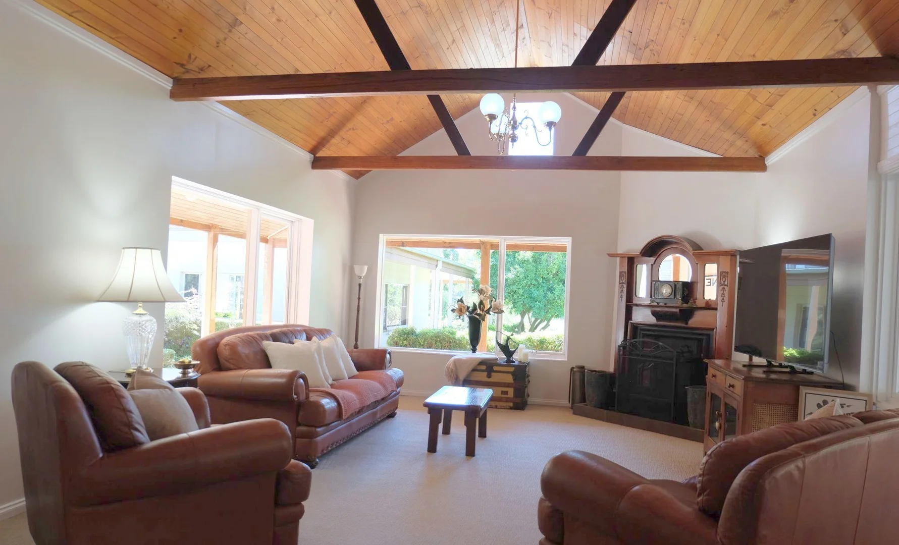 Additional image 12 of 258 Bents Basin Road, Wallacia NSW 2745