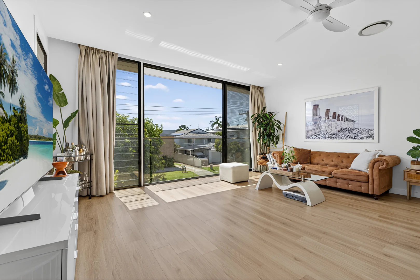 Additional image 27 of 8A Mallard Avenue, Paradise Point QLD 4216