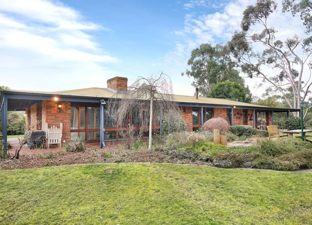 23 Carters Lane, Seville VIC 3139