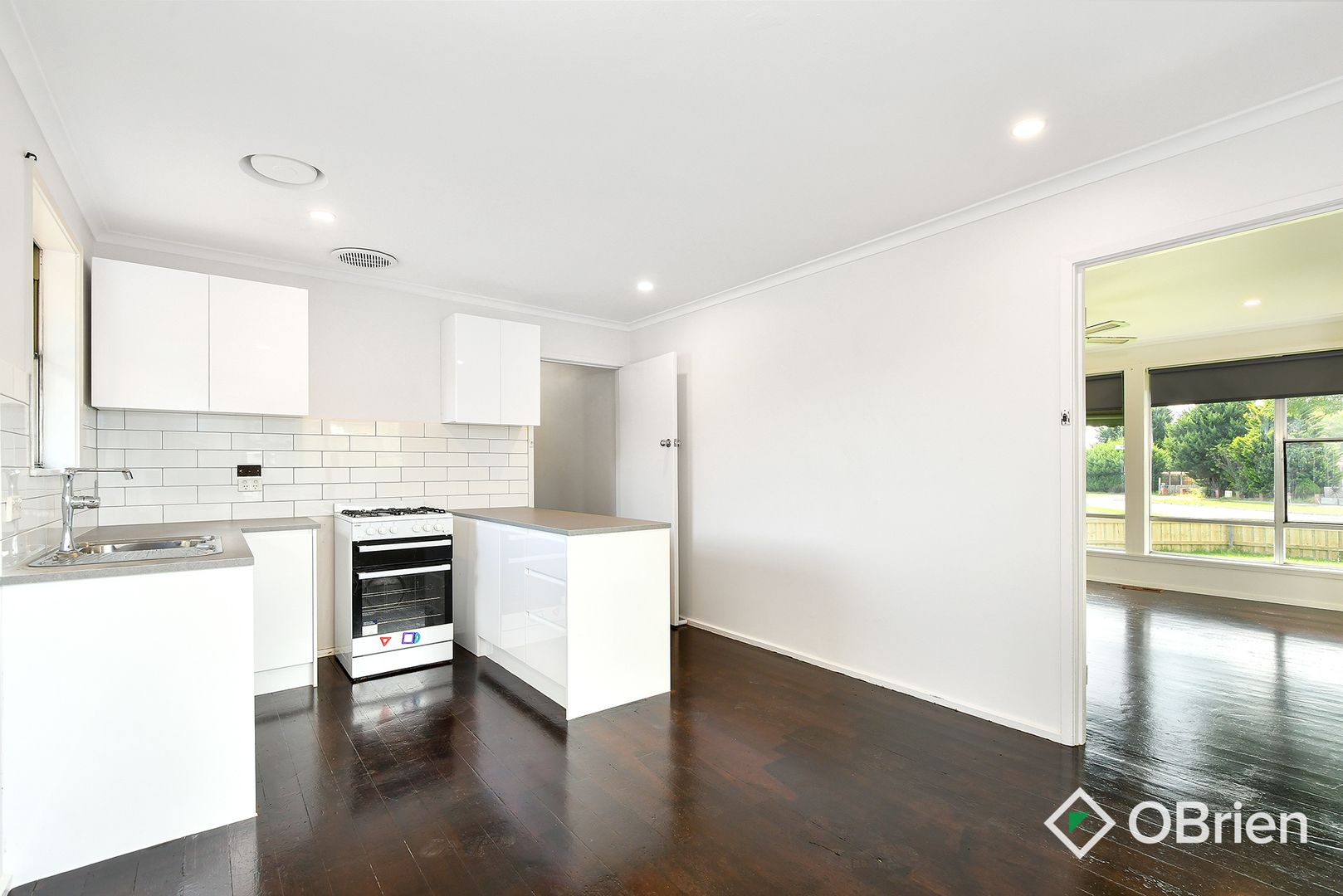 10 Excelsior Drive, Frankston North VIC 3200 House For Rent Domain