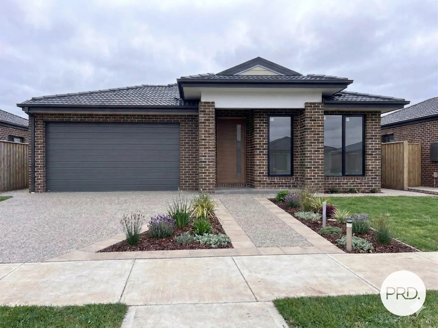 Primary image of Officer VIC 3809