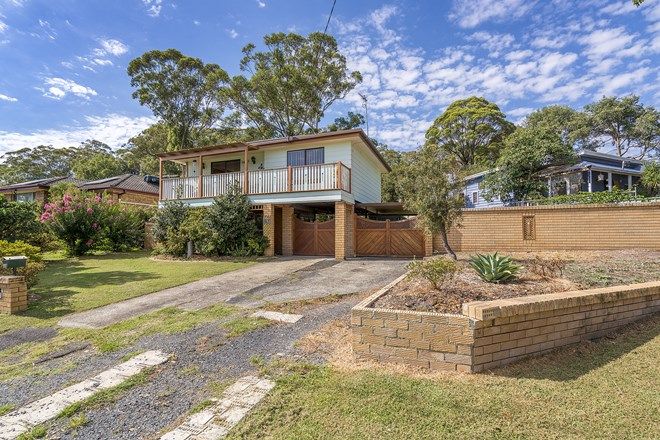 Picture of 24 Roger Crescent, BERKELEY VALE NSW 2261
