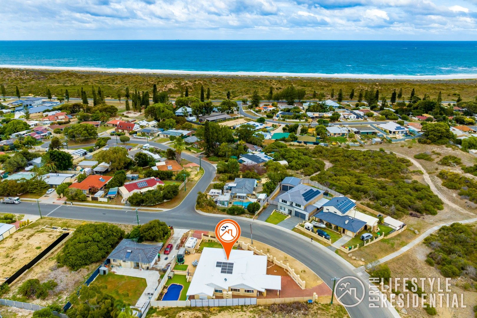 4 bedrooms House in 66 Whitfield Drive TWO ROCKS WA, 6037