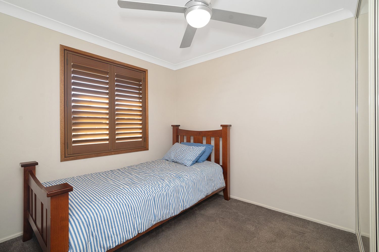 8 Evelyn Crescent, Thornton NSW 2322, Image 2