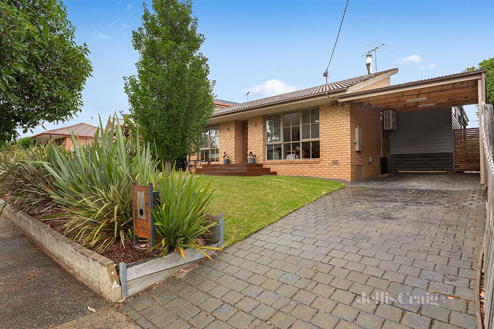 3 bedrooms House in 26 Collendina Cres GREENSBOROUGH VIC, 3088