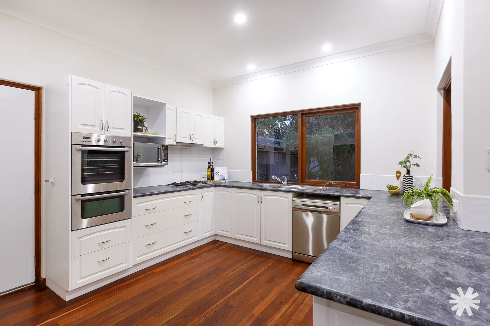 Additional image 4 of 139 Lansdowne Road, Kensington WA 6151