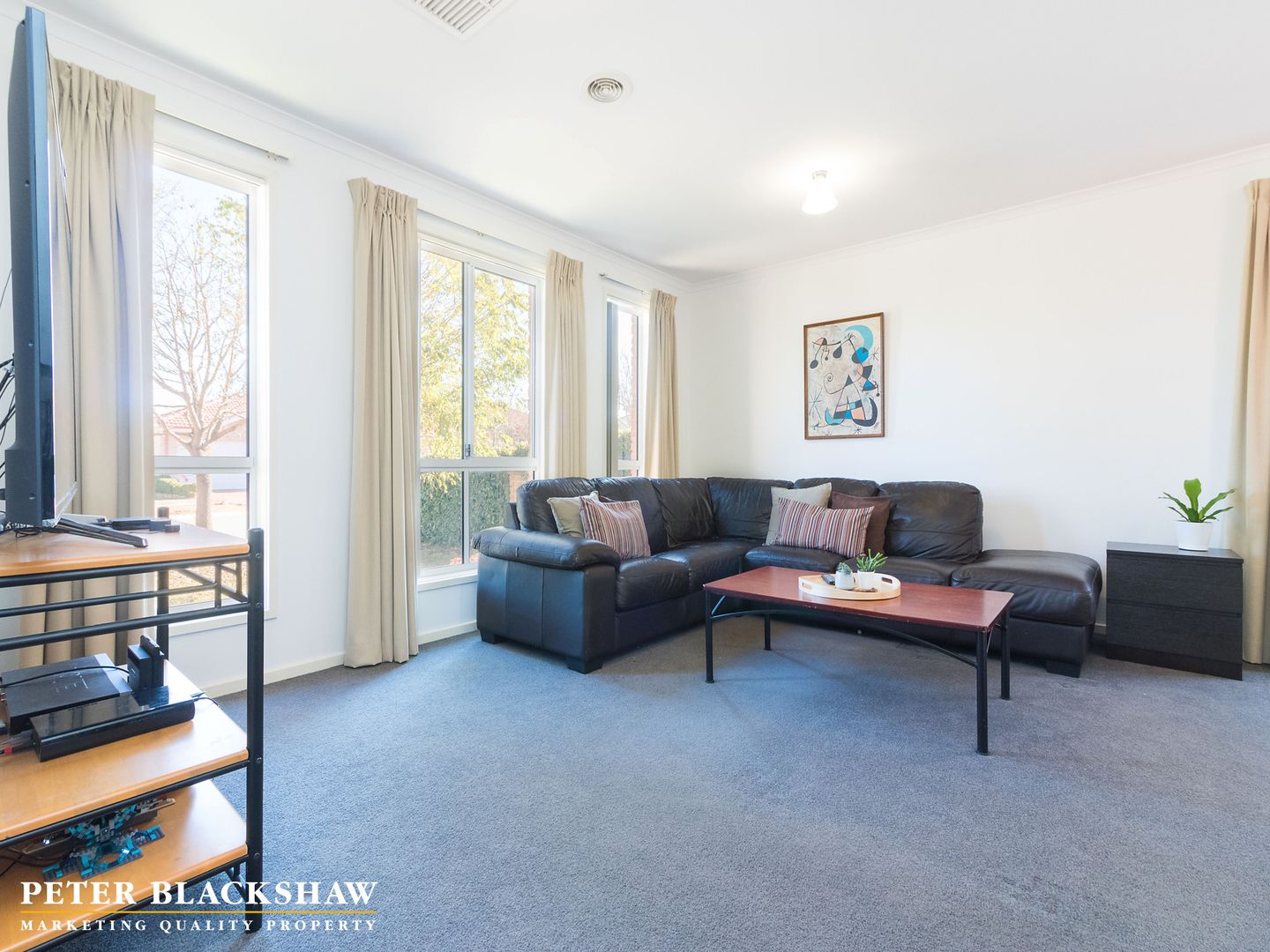 6 McClung Street, Gungahlin ACT 2912, Image 2