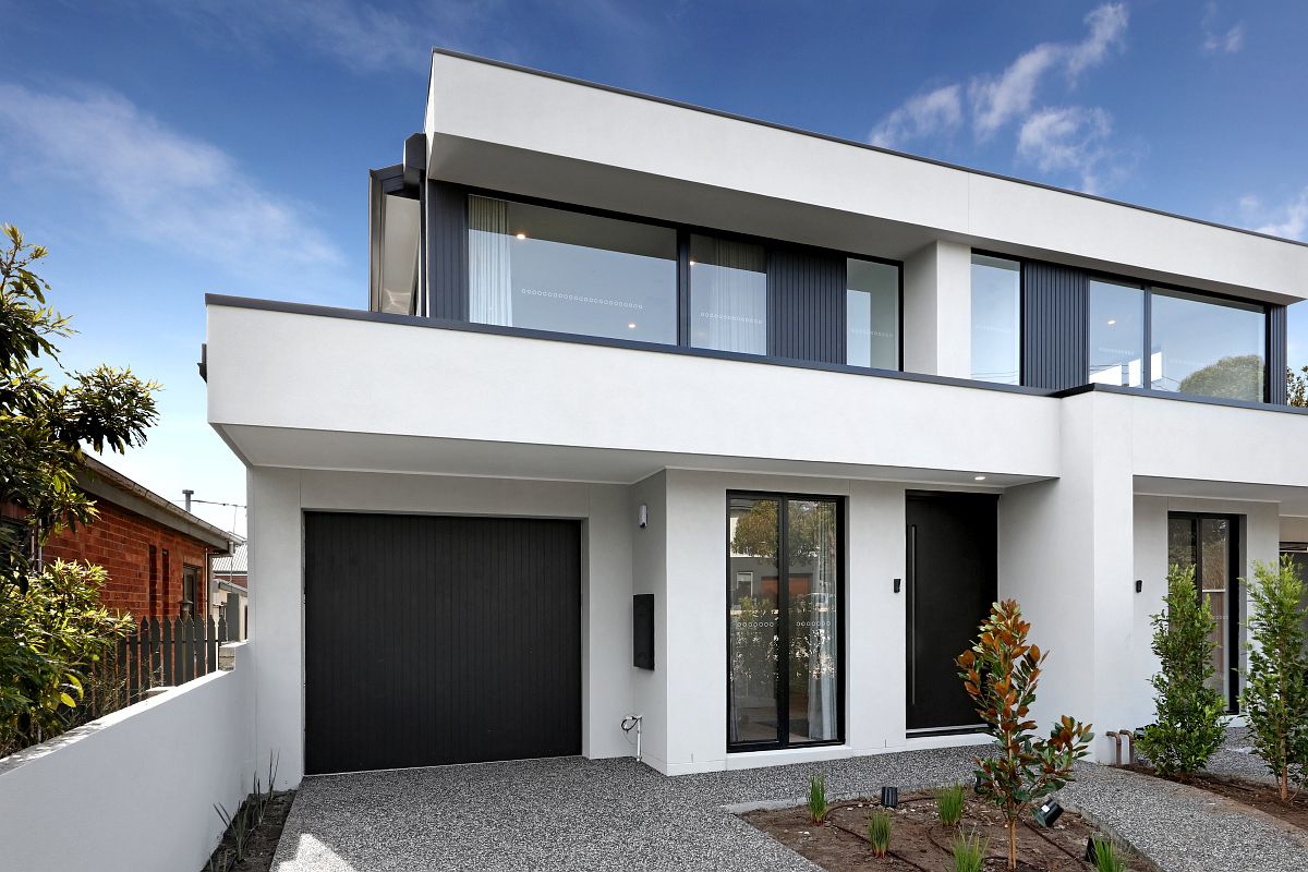 4 bedrooms Townhouse in 51 Molden Street BENTLEIGH EAST VIC, 3165