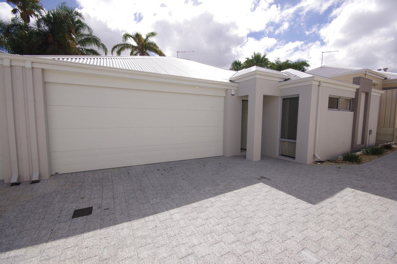 3 bedrooms House in 15B Ilumba Way NOLLAMARA WA, 6061