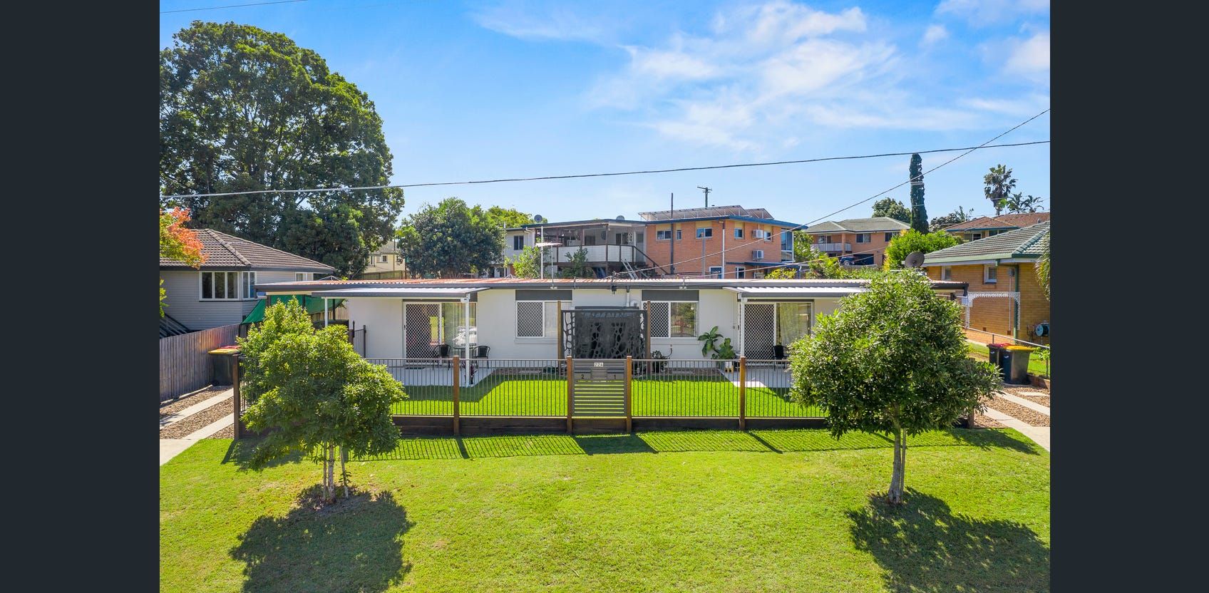 2 bedrooms Duplex in 2/224 Macdonnell Road CLONTARF QLD, 4019
