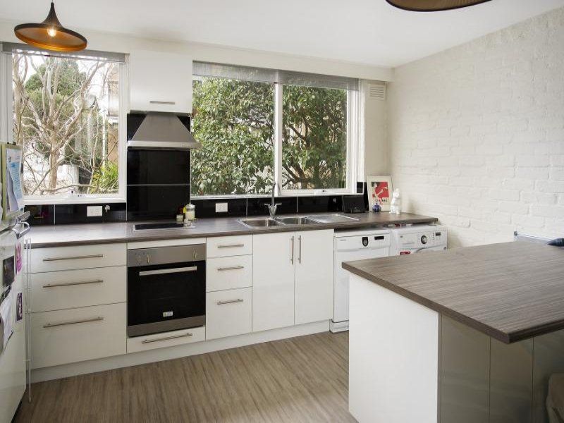 1 bedrooms Apartment / Unit / Flat in 21/789 Malvern Road TOORAK VIC, 3142