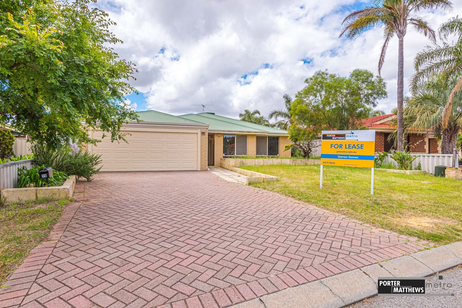 4 bedrooms House in 18 Lydiard Retreat CANNING VALE WA, 6155
