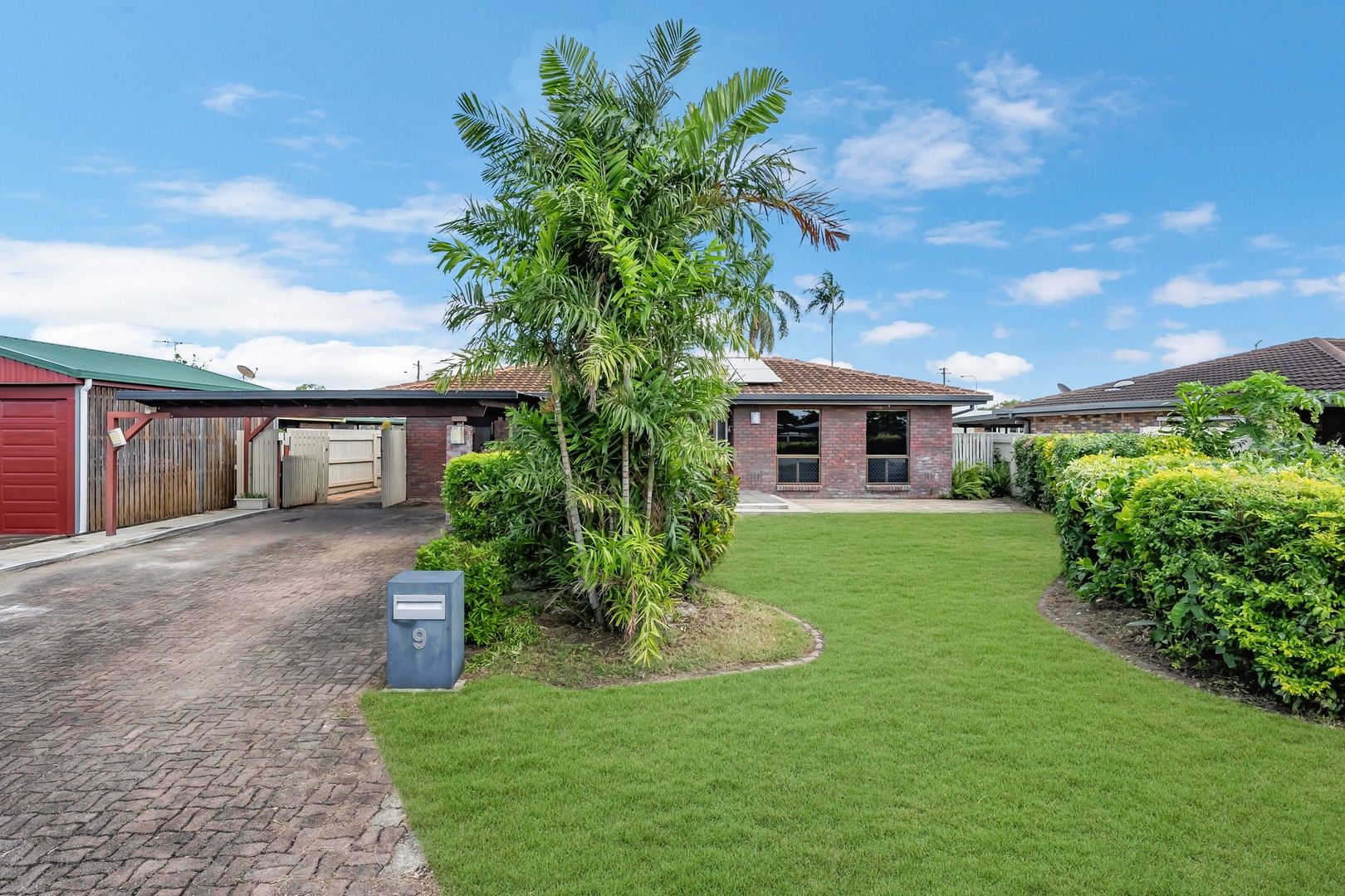 5 bedrooms House in 9 Garden Grove Crescent KIRWAN QLD, 4817