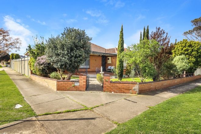 Picture of 16 Furlong Road, SUNSHINE NORTH VIC 3020