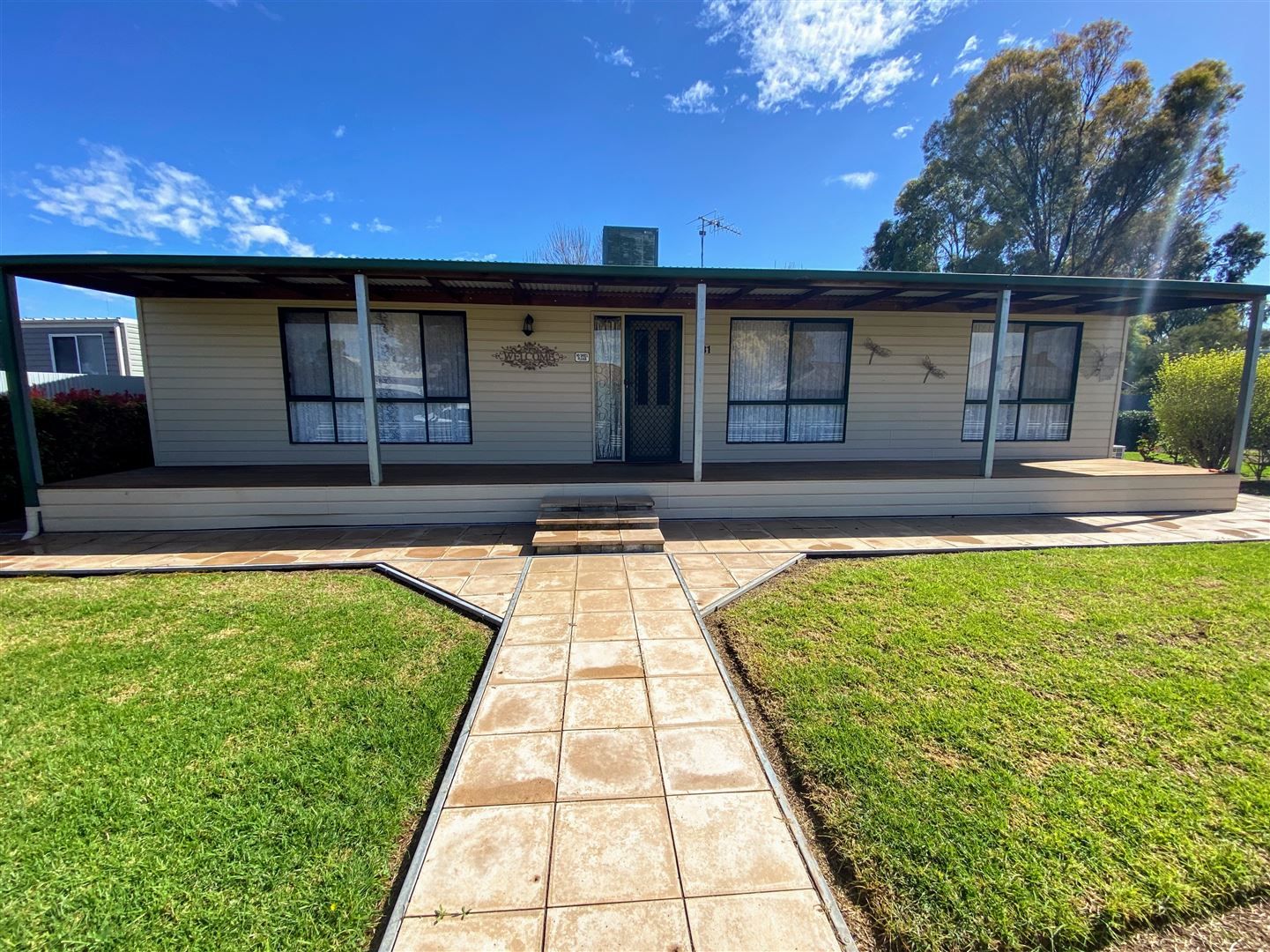 3 bedrooms House in 31 Molesworth Street HILLSTON NSW, 2675