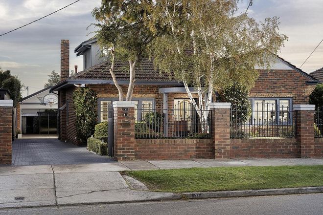 Picture of 45 Hayes Road, STRATHMORE VIC 3041