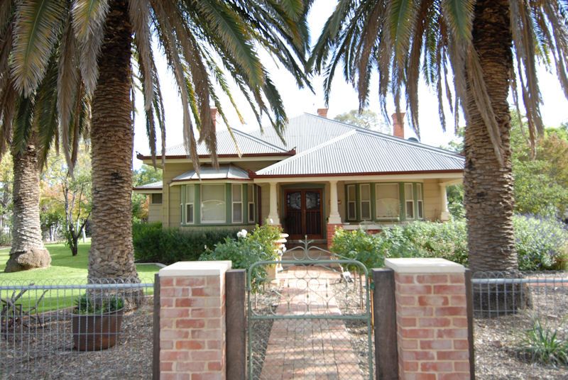 87 EDWARDES STREET, Deniliquin NSW 2710, Image 0