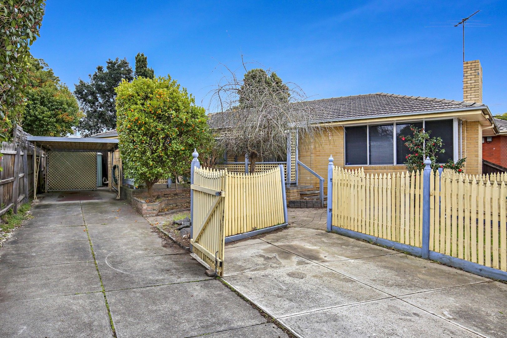 4 bedrooms House in 6 Norwood Court BUNDOORA VIC, 3083