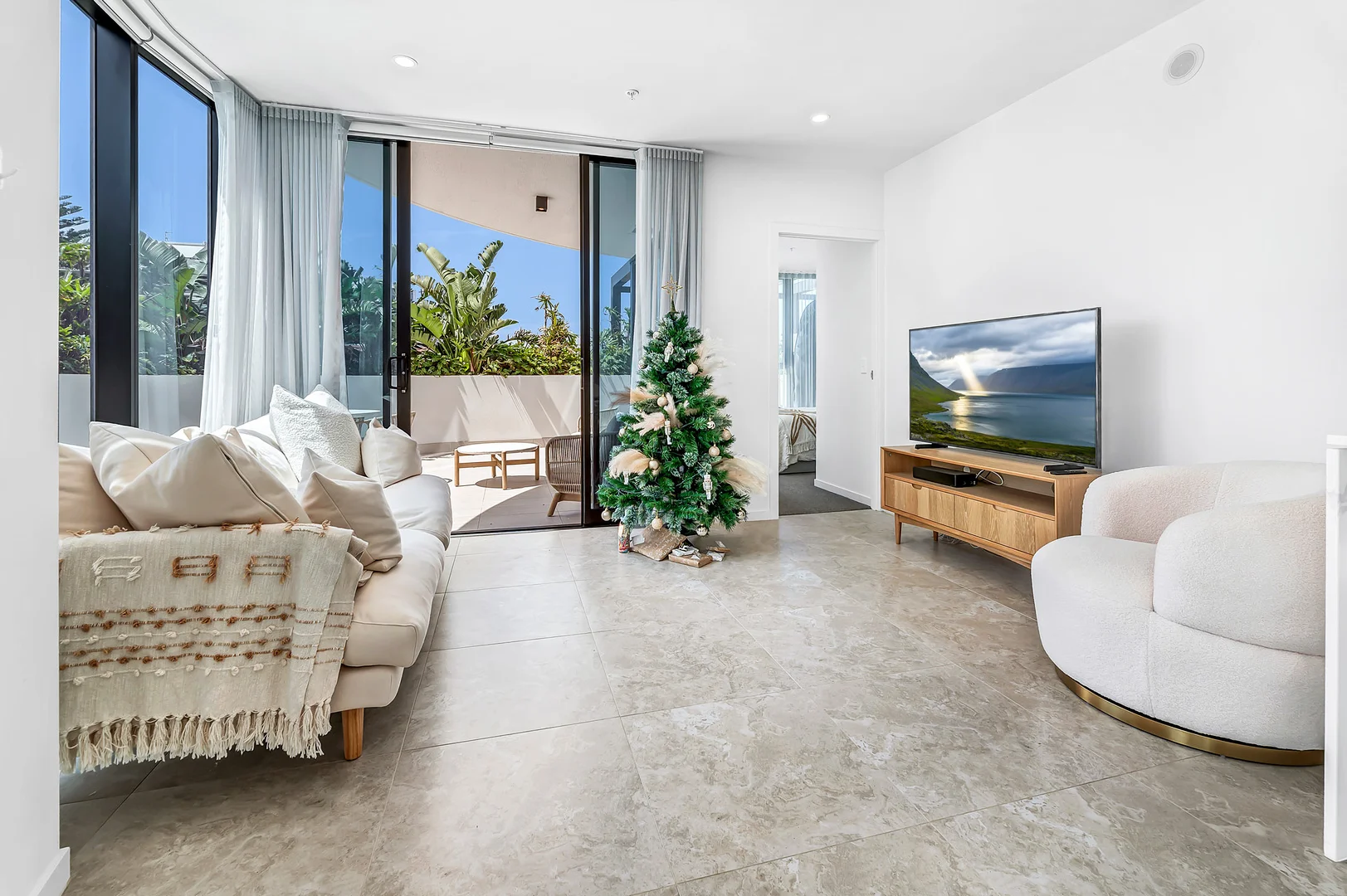 Additional image 13 of 204/28-30 Second Avenue, Broadbeach QLD 4218