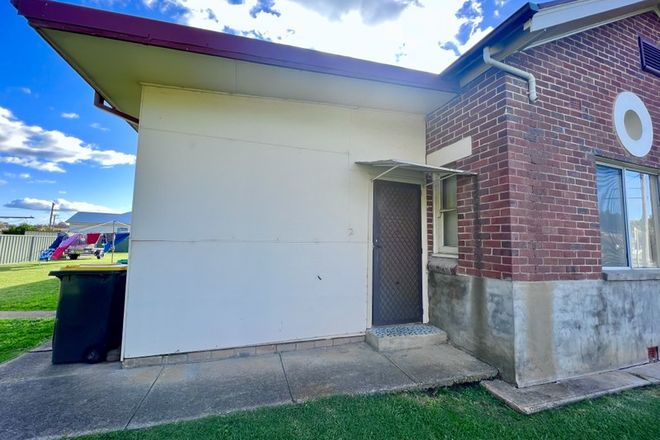Picture of 2/5 Calabash Street, YOUNG NSW 2594
