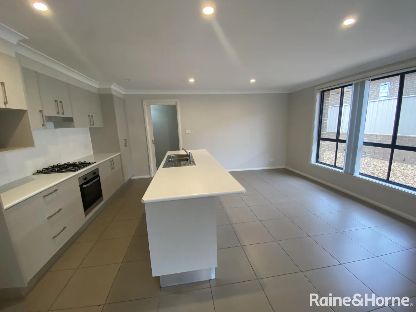 Additional image 3 of 4/20 Majestic Way, Orange NSW 2800