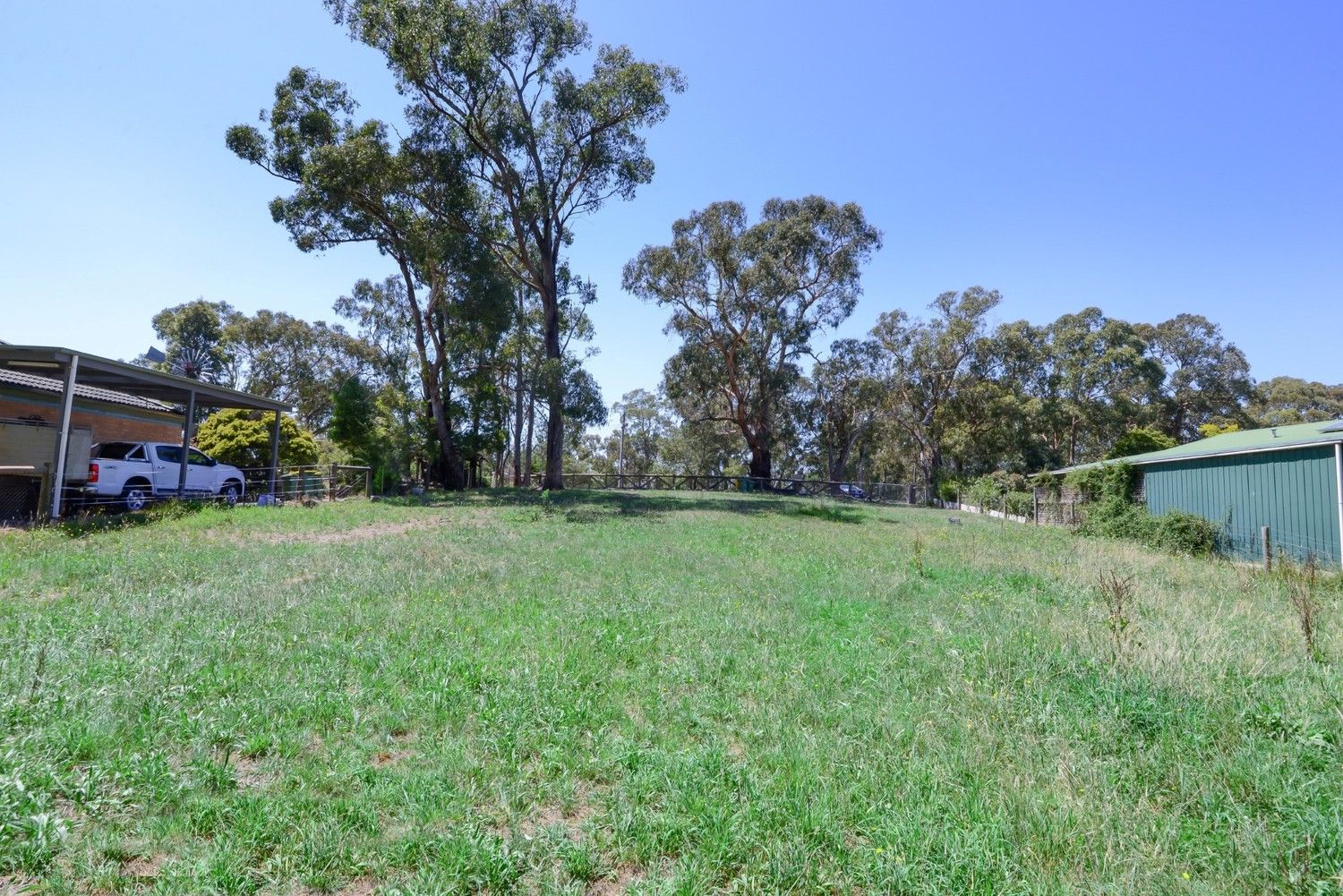 42 Lusatia Park Road, Woori Yallock VIC 3139, Image 2