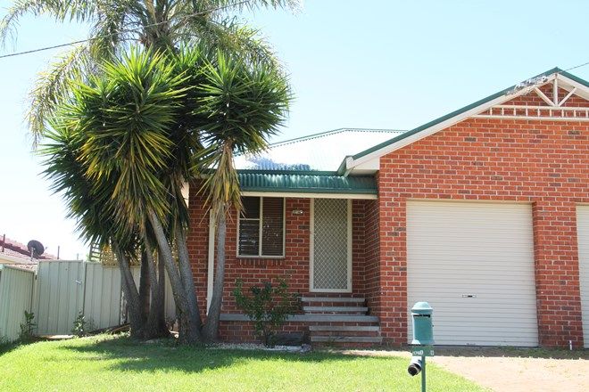 Picture of 1/8 Curlew Crescent, TAMWORTH NSW 2340