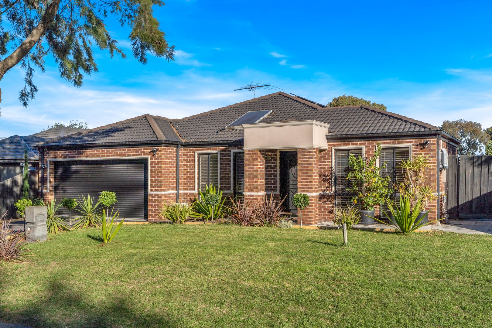 7 Taunton Place, Craigieburn VIC 3064, Image 1