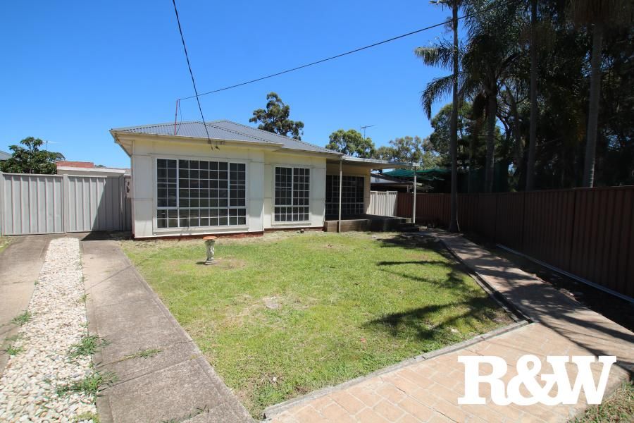 4 bedrooms House in 8 Waugh Crescent BLACKTOWN NSW, 2148