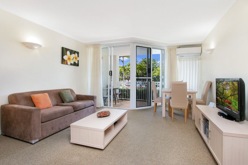 10/49 Vasey Esplanade, Trinity Beach QLD 4879, Image 2