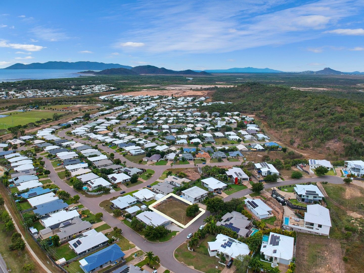 2 Harrier Court, Bushland Beach QLD 4818, Image 1