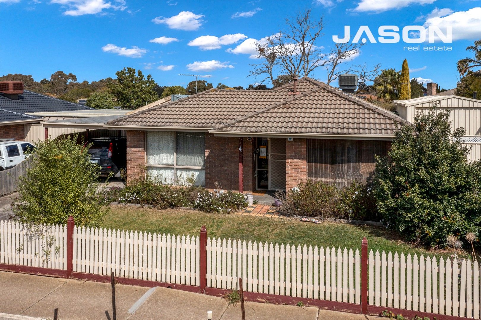 4 Walsingham Crescent, Kurunjang VIC 3337, Image 0