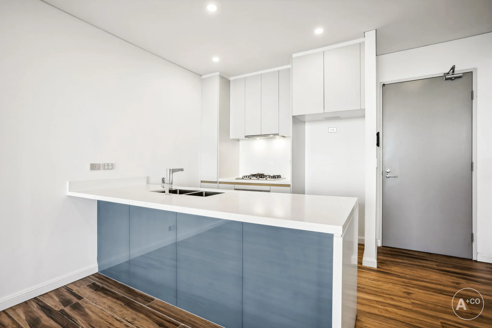 Additional image 3 of 1406/128 Banks Avenue, Eastgardens NSW 2036