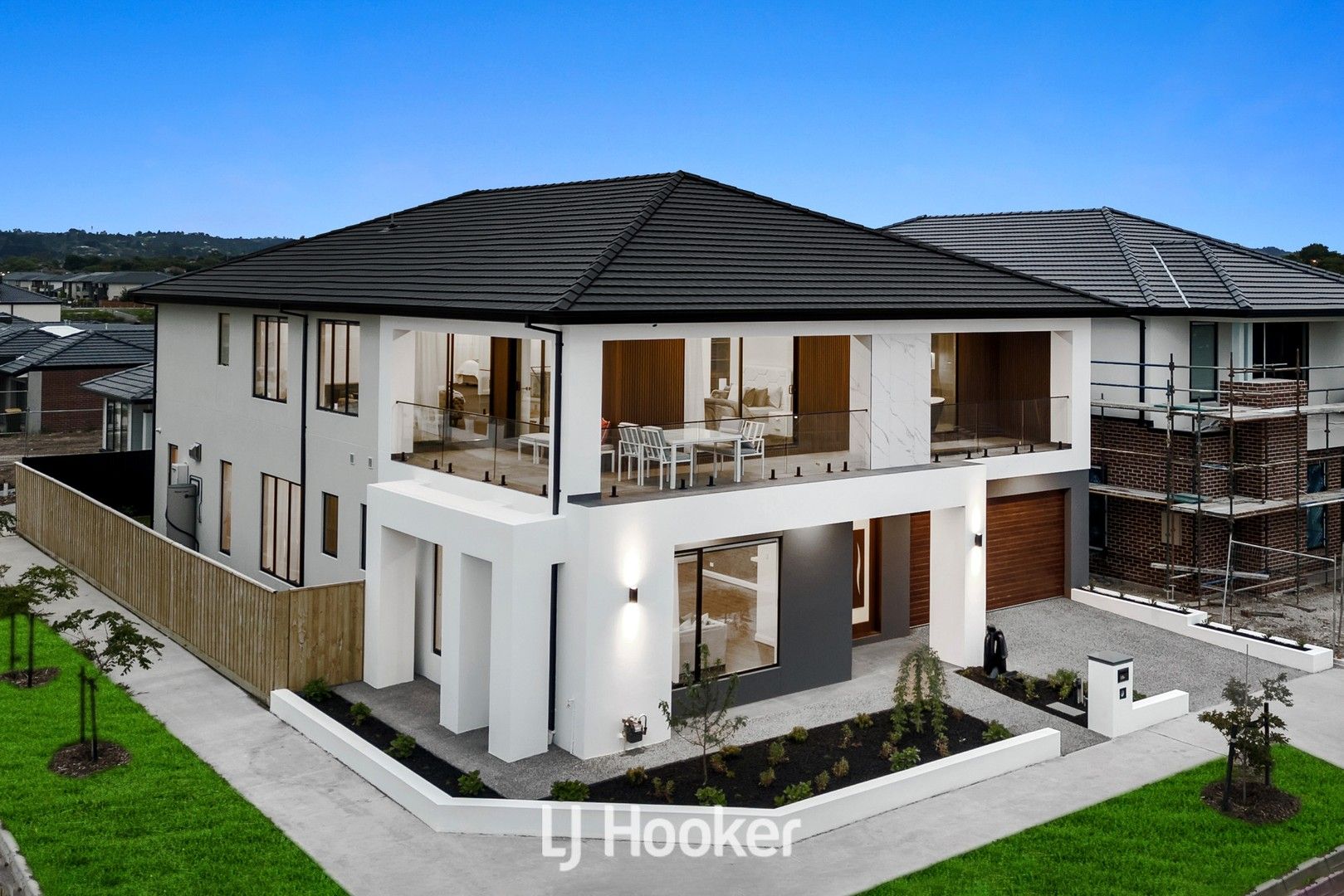 16 Drummond Drive, Berwick VIC 3806 Domain